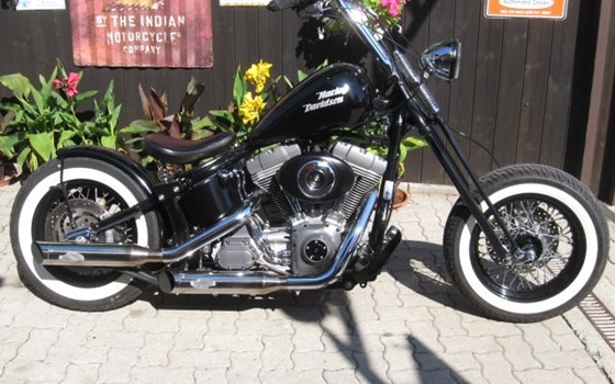 Umgebautes Motorrad Harley-Davidson Custom Bike von Spocks Motorcycles GmbH - Bild 1 Umgebautes Motorrad Harley-Davidson Custom Bike von Spocks Motorcycles GmbH - Bild 1