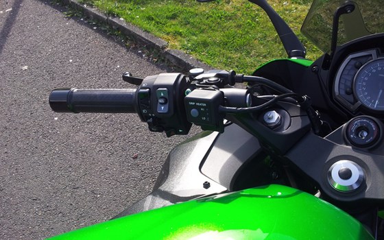 Umgebautes Motorrad Kawasaki Z1000SX von Motorradhaus Löhmer GmbH - Bild 8 Umgebautes Motorrad Kawasaki Z1000SX von Motorradhaus Löhmer GmbH - Bild 8