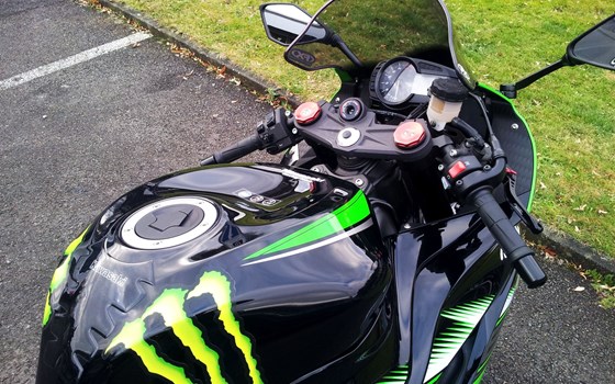 Umgebautes Motorrad Kawasaki Ninja ZX-6R 636 von Motorradhaus Löhmer GmbH - Bild 9 Umgebautes Motorrad Kawasaki Ninja ZX-6R 636 von Motorradhaus Löhmer GmbH - Bild 9