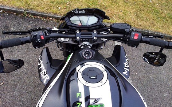 Umgebautes Motorrad Kawasaki Z 800 von Motorradhaus Löhmer GmbH - Bild 12 Umgebautes Motorrad Kawasaki Z 800 von Motorradhaus Löhmer GmbH - Bild 12