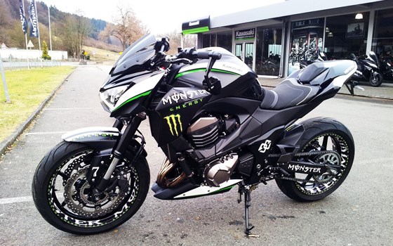 Umgebautes Motorrad Kawasaki Z 800 von Motorradhaus Löhmer GmbH - Bild 4 Umgebautes Motorrad Kawasaki Z 800 von Motorradhaus Löhmer GmbH - Bild 4