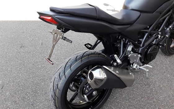Umgebautes Motorrad Suzuki SV650 von Moto Studio Thomas Holtz - Bild 1 Umgebautes Motorrad Suzuki SV650 von Moto Studio Thomas Holtz - Bild 1