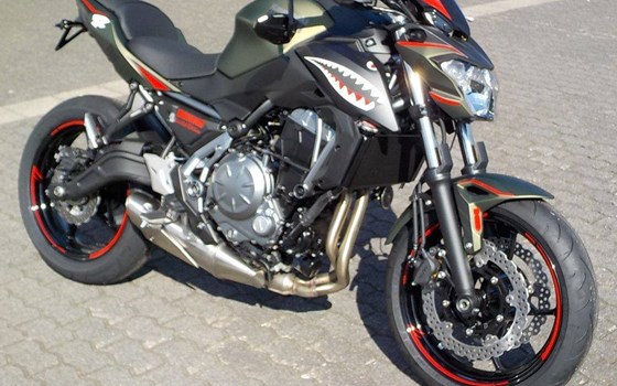 Umgebautes Motorrad Kawasaki Z650 von Böning Motorräder - Bild 1 Umgebautes Motorrad Kawasaki Z650 von Böning Motorräder - Bild 1