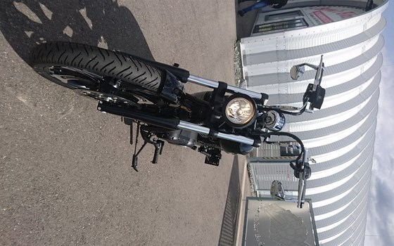 Umgebautes Motorrad Victory Vegas 8-Ball von Berni´s Biker Bude - Bild 3 Umgebautes Motorrad Victory Vegas 8-Ball von Berni´s Biker Bude - Bild 3