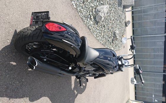 Umgebautes Motorrad Victory Vegas 8-Ball von Berni´s Biker Bude - Bild 6 Umgebautes Motorrad Victory Vegas 8-Ball von Berni´s Biker Bude - Bild 6
