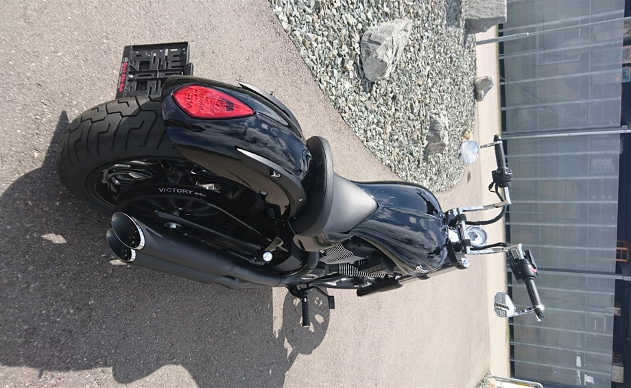 Umbgebautes Motorrad Victory Vegas 8-Ball Bild 6: Umbgebautes Motorrad Victory Vegas 8-Ball