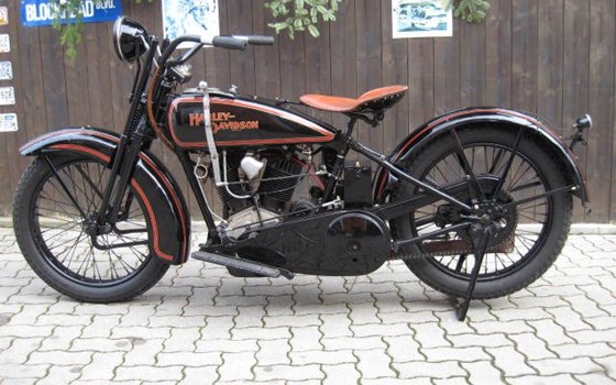 Umgebautes Motorrad Harley-Davidson Type J von Spocks Motorcycles GmbH - Bild 2 Umgebautes Motorrad Harley-Davidson Type J von Spocks Motorcycles GmbH - Bild 2