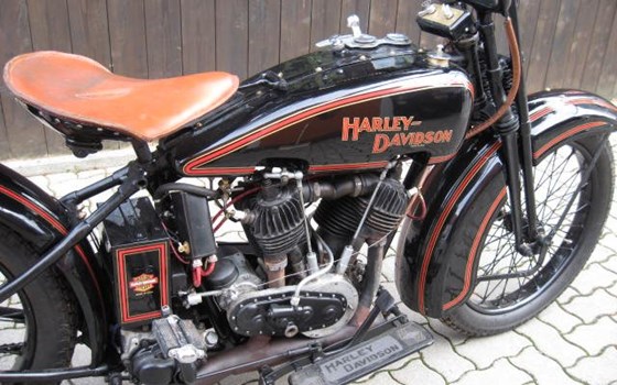 Umgebautes Motorrad Harley-Davidson Type J von Spocks Motorcycles GmbH - Bild 8 Umgebautes Motorrad Harley-Davidson Type J von Spocks Motorcycles GmbH - Bild 8