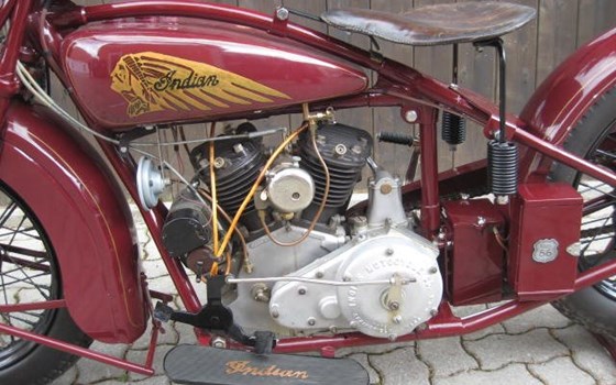 Umgebautes Motorrad Indian Scout 600 von Spocks Motorcycles GmbH - Bild 4 Umgebautes Motorrad Indian Scout 600 von Spocks Motorcycles GmbH - Bild 4