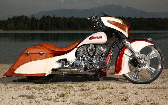 Umgebautes Motorrad Indian Chieftain von SMC-Styrian Motor Cycle - Bild 1 Umgebautes Motorrad Indian Chieftain von SMC-Styrian Motor Cycle - Bild 1