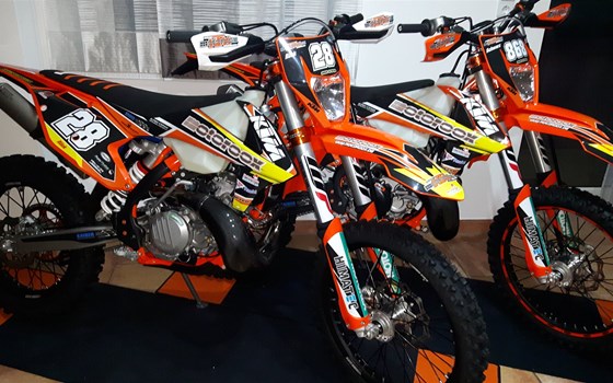 Umgebautes Motorrad KTM 300 EXC TPI Sixdays von motoroox GmbH - Bild 3 Umgebautes Motorrad KTM 300 EXC TPI Sixdays von motoroox GmbH - Bild 3