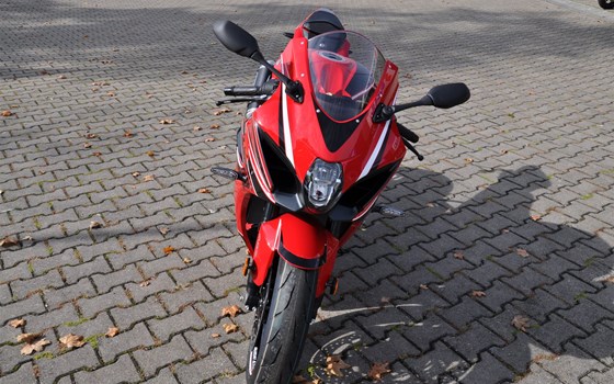 Umgebautes Motorrad Suzuki GSX-R 1000 von Zweirad Hermann - Bild 3