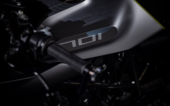 Umgebautes Motorrad Husqvarna Vitpilen 701 von Hertrampf Racing Emsbüren - Bild 14 Umgebautes Motorrad Husqvarna Vitpilen 701 von Hertrampf Racing Emsbüren - Bild 14