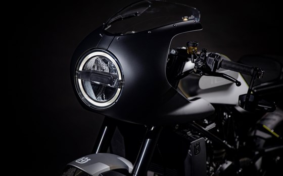 Umgebautes Motorrad Husqvarna Vitpilen 701 von Hertrampf Racing Emsbüren - Bild 15 Umgebautes Motorrad Husqvarna Vitpilen 701 von Hertrampf Racing Emsbüren - Bild 15
