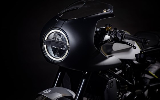 Umgebautes Motorrad Husqvarna Vitpilen 701 von Hertrampf Racing Emsbüren - Bild 16 Umgebautes Motorrad Husqvarna Vitpilen 701 von Hertrampf Racing Emsbüren - Bild 16