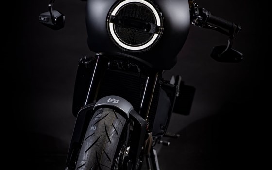 Umgebautes Motorrad Husqvarna Vitpilen 701 von Hertrampf Racing Emsbüren - Bild 24 Umgebautes Motorrad Husqvarna Vitpilen 701 von Hertrampf Racing Emsbüren - Bild 24