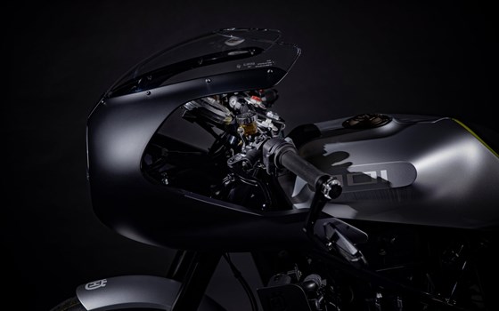 Umgebautes Motorrad Husqvarna Vitpilen 701 von Hertrampf Racing Emsbüren - Bild 2 Umgebautes Motorrad Husqvarna Vitpilen 701 von Hertrampf Racing Emsbüren - Bild 2