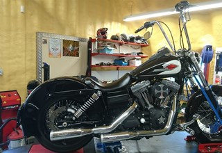 Harley-Davidson Dyna Street Bob FXDB Harley-Davidson Dyna Street Bob FXDB