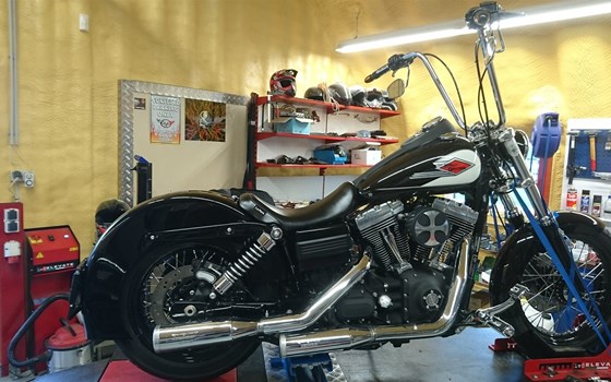 Umgebautes Motorrad Harley-Davidson Dyna Street Bob FXDB von Berni´s Biker Bude - Bild 1 Umgebautes Motorrad Harley-Davidson Dyna Street Bob FXDB von Berni´s Biker Bude - Bild 1