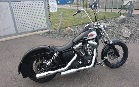 Umgebautes Motorrad Harley-Davidson Dyna Street Bob FXDB von Berni´s Biker Bude - Bild 3 Umgebautes Motorrad Harley-Davidson Dyna Street Bob FXDB von Berni´s Biker Bude - Bild 3