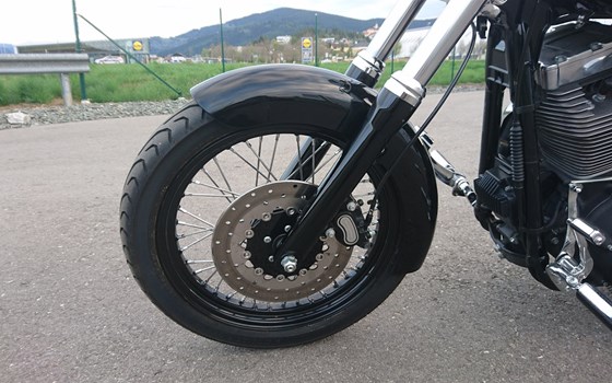 Umgebautes Motorrad Harley-Davidson Dyna Street Bob FXDB von Berni´s Biker Bude - Bild 5 Umgebautes Motorrad Harley-Davidson Dyna Street Bob FXDB von Berni´s Biker Bude - Bild 5