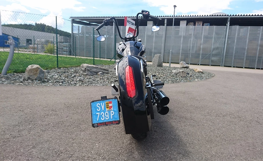 Umbgebautes Motorrad Victory Boardwalk Bild 12: Umbgebautes Motorrad Victory Boardwalk