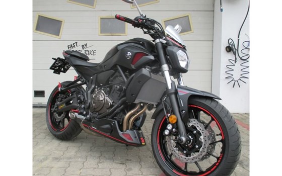 Umgebautes Motorrad Yamaha MT-07 von Motor-Bike - Bild 1 Umgebautes Motorrad Yamaha MT-07 von Motor-Bike - Bild 1