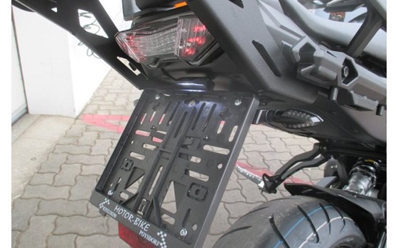 Umgebautes Motorrad Yamaha Tracer 900 von Motor-Bike - Bild 8 Umgebautes Motorrad Yamaha Tracer 900 von Motor-Bike - Bild 8