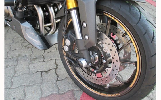 Umgebautes Motorrad Yamaha MT-09 von Motor-Bike - Bild 9 Umgebautes Motorrad Yamaha MT-09 von Motor-Bike - Bild 9