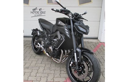 Yamaha MT-09 Custom Bike