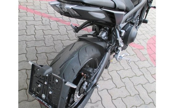 Umgebautes Motorrad Yamaha MT-09 von Motor-Bike - Bild 14 Umgebautes Motorrad Yamaha MT-09 von Motor-Bike - Bild 14