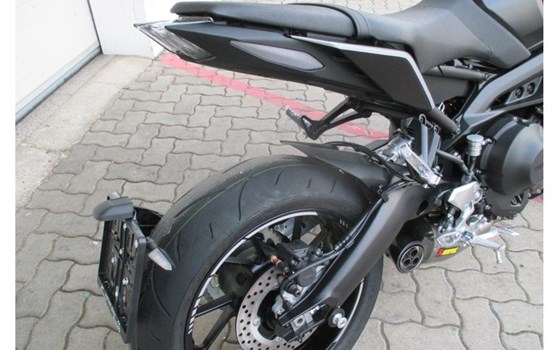 Umgebautes Motorrad Yamaha MT-09 von Motor-Bike - Bild 15 Umgebautes Motorrad Yamaha MT-09 von Motor-Bike - Bild 15