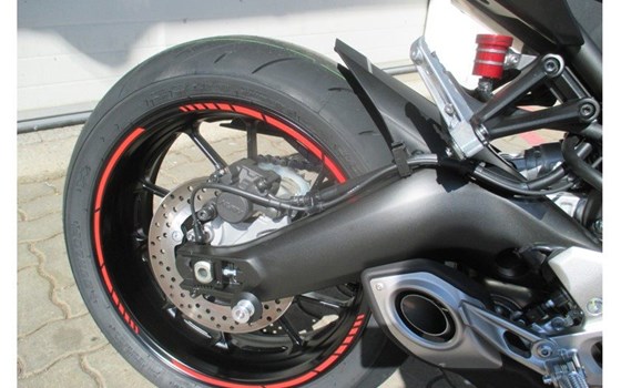 Umgebautes Motorrad Yamaha MT-09 von Motor-Bike - Bild 10 Umgebautes Motorrad Yamaha MT-09 von Motor-Bike - Bild 10