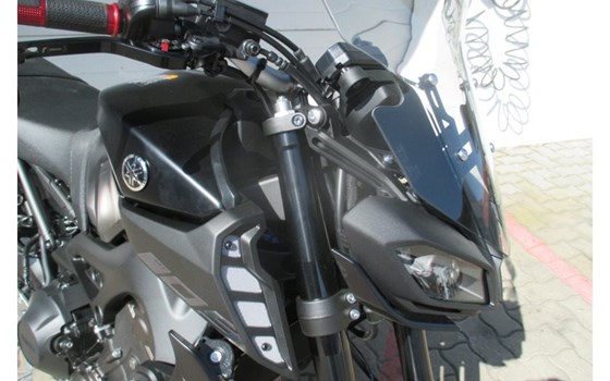 Umgebautes Motorrad Yamaha MT-09 von Motor-Bike - Bild 6 Umgebautes Motorrad Yamaha MT-09 von Motor-Bike - Bild 6