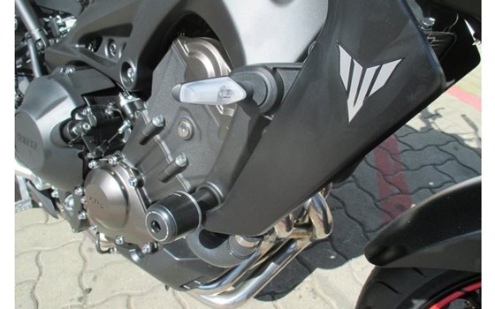 Umgebautes Motorrad Yamaha MT-09 von Motor-Bike - Bild 9 Umgebautes Motorrad Yamaha MT-09 von Motor-Bike - Bild 9