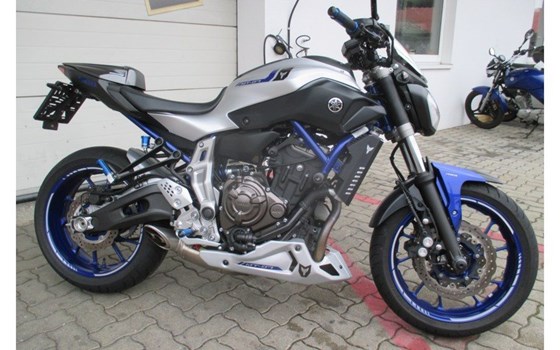 Umgebautes Motorrad Yamaha MT-07 von Motor-Bike - Bild 2 Umgebautes Motorrad Yamaha MT-07 von Motor-Bike - Bild 2