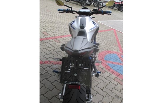 Umgebautes Motorrad Yamaha MT-07 von Motor-Bike - Bild 4 Umgebautes Motorrad Yamaha MT-07 von Motor-Bike - Bild 4