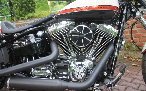 Umgebautes Motorrad Harley-Davidson Softail Breakout FXSB von X-Trem Custombikes - Bild 13 Umgebautes Motorrad Harley-Davidson Softail Breakout FXSB von X-Trem Custombikes - Bild 13
