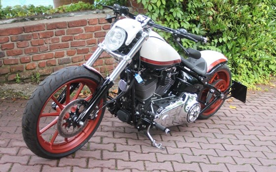 Umgebautes Motorrad Harley-Davidson Softail Breakout FXSB von X-Trem Custombikes - Bild 22 Umgebautes Motorrad Harley-Davidson Softail Breakout FXSB von X-Trem Custombikes - Bild 22