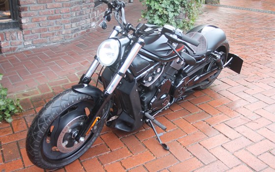 Umgebautes Motorrad Harley-Davidson V-Rod Night Rod VRSCD von X-Trem Custombikes - Bild 1 Umgebautes Motorrad Harley-Davidson V-Rod Night Rod VRSCD von X-Trem Custombikes - Bild 1
