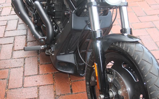 Umgebautes Motorrad Harley-Davidson V-Rod Night Rod VRSCD von X-Trem Custombikes - Bild 10 Umgebautes Motorrad Harley-Davidson V-Rod Night Rod VRSCD von X-Trem Custombikes - Bild 10