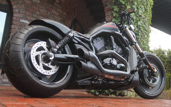 Umgebautes Motorrad Harley-Davidson V-Rod Night Rod VRSCD von X-Trem Custombikes - Bild 16 Umgebautes Motorrad Harley-Davidson V-Rod Night Rod VRSCD von X-Trem Custombikes - Bild 16