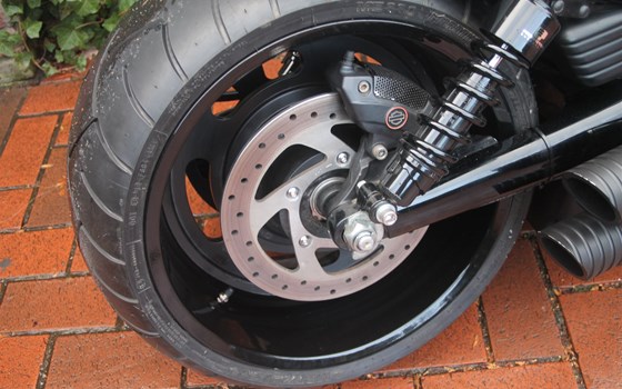 Umgebautes Motorrad Harley-Davidson V-Rod Night Rod VRSCD von X-Trem Custombikes - Bild 17 Umgebautes Motorrad Harley-Davidson V-Rod Night Rod VRSCD von X-Trem Custombikes - Bild 17