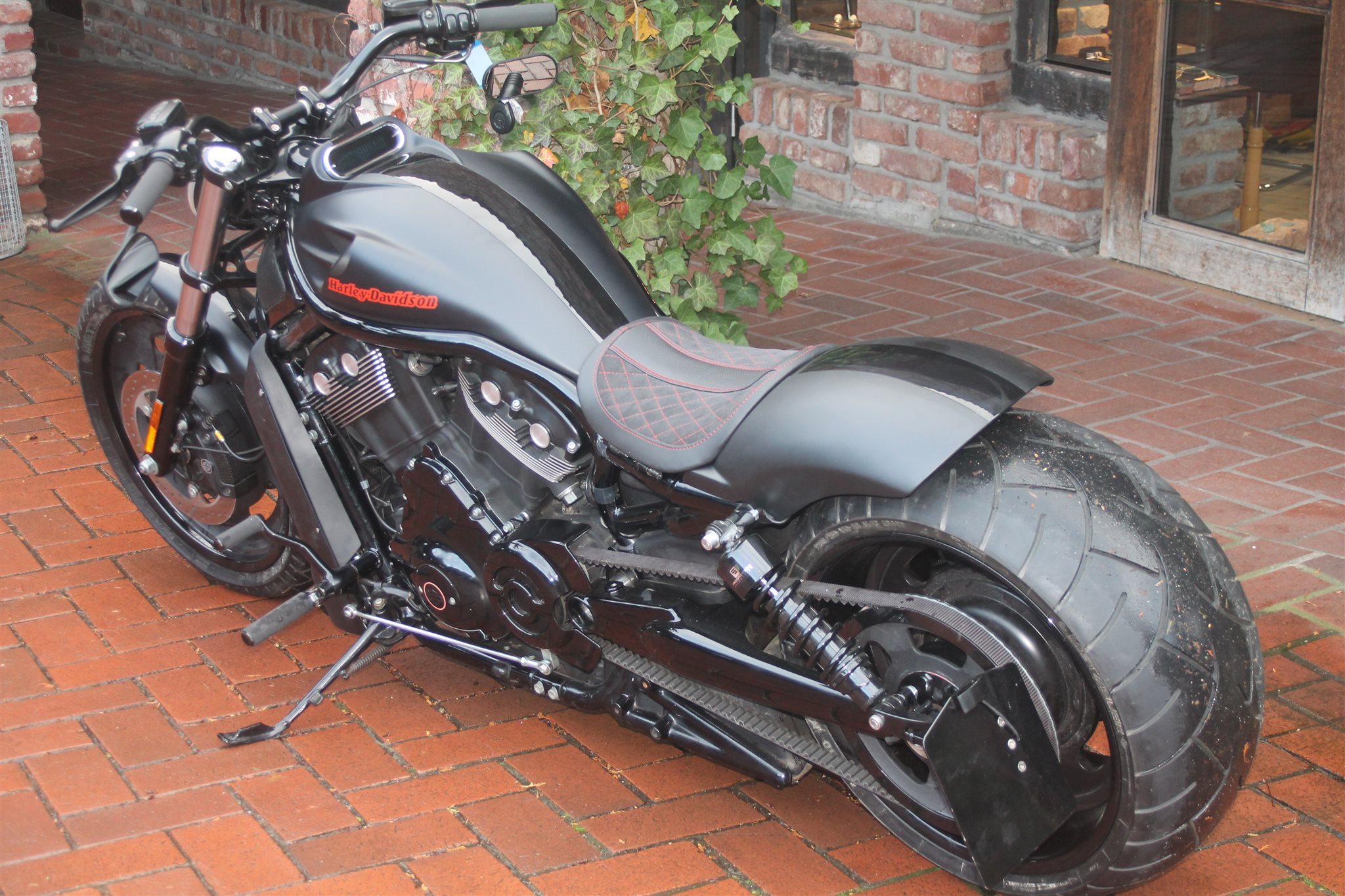 Umgebautes Motorrad Harley Davidson V Rod Night Rod Vrscd Von X Trem Custombikes 1000ps At