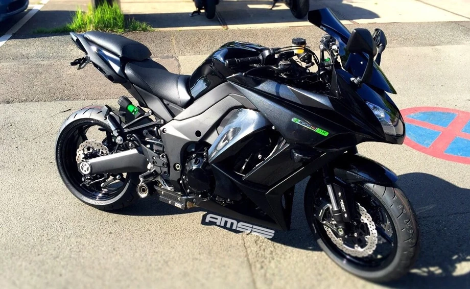 Umbgebautes Motorrad Kawasaki Z1000SX Bild 1: Umbgebautes Motorrad Kawasaki Z1000SX