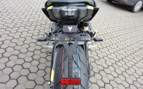Umgebautes Motorrad Yamaha MT-09 von Zweirad-Center Zöller - Bild 11 Umgebautes Motorrad Yamaha MT-09 von Zweirad-Center Zöller - Bild 11