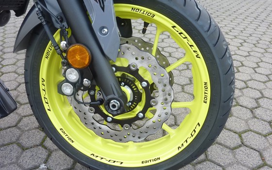 Umgebautes Motorrad Yamaha MT-07 von Zweirad-Center Zöller - Bild 8 Umgebautes Motorrad Yamaha MT-07 von Zweirad-Center Zöller - Bild 8