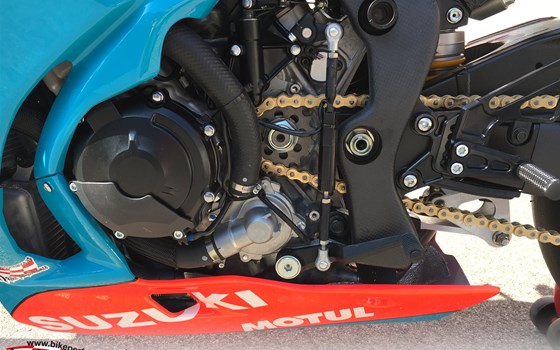 Umgebautes Motorrad Suzuki GSX-R 1000 R von Kevin Auer Bike Performance GmbH - Bild 9 Umgebautes Motorrad Suzuki GSX-R 1000 R von Kevin Auer Bike Performance GmbH - Bild 9