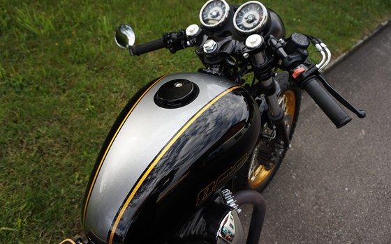 Umgebautes Motorrad Kawasaki W800 von Eichenberger Zweirad-Sport - Bild 5 Umgebautes Motorrad Kawasaki W800 von Eichenberger Zweirad-Sport - Bild 5