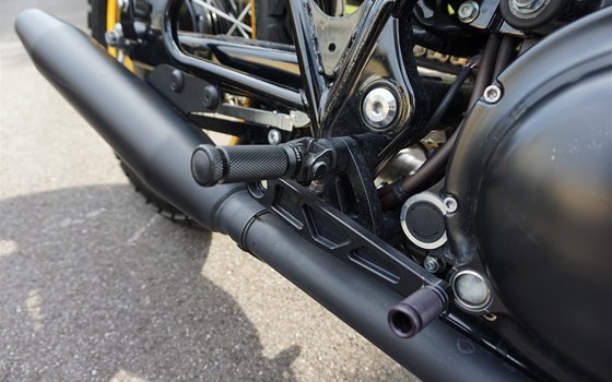 Umgebautes Motorrad Kawasaki W800 von Eichenberger Zweirad-Sport - Bild 8 Umgebautes Motorrad Kawasaki W800 von Eichenberger Zweirad-Sport - Bild 8